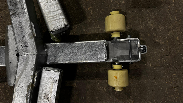 Дельта-скрепер AT по работе на резиновом покрытии