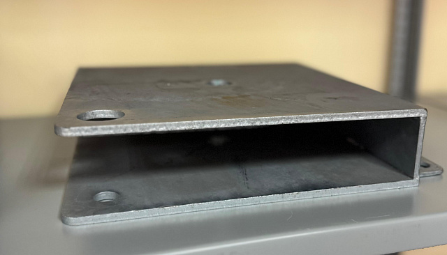 Корпус поворотного устройства