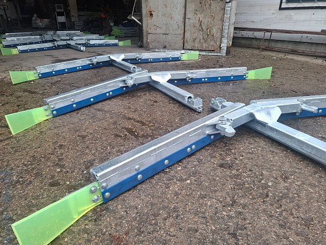 Дельта-скрепер AT по работе на бетонном покрытии 